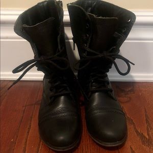 Steve Madden “Troopa” Black Leather Combat Boots Women’s Size 6.5